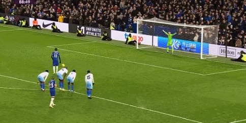 万博体育app-【早报】切尔西绝杀止跌，曼城逆转升第四！