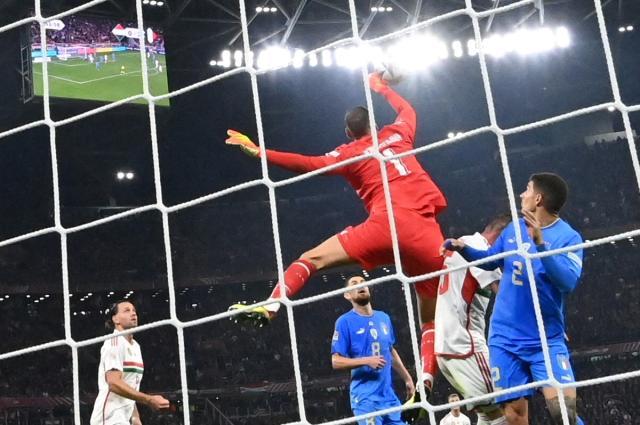 1664242111662056653.jpg FdnIWqRWYAEdNLo.jpg